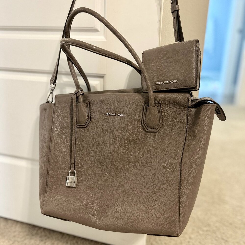 Michael Kors Mercer Large Handbag Satchel Gray Pebbled Leather w/ Strap & Wallet